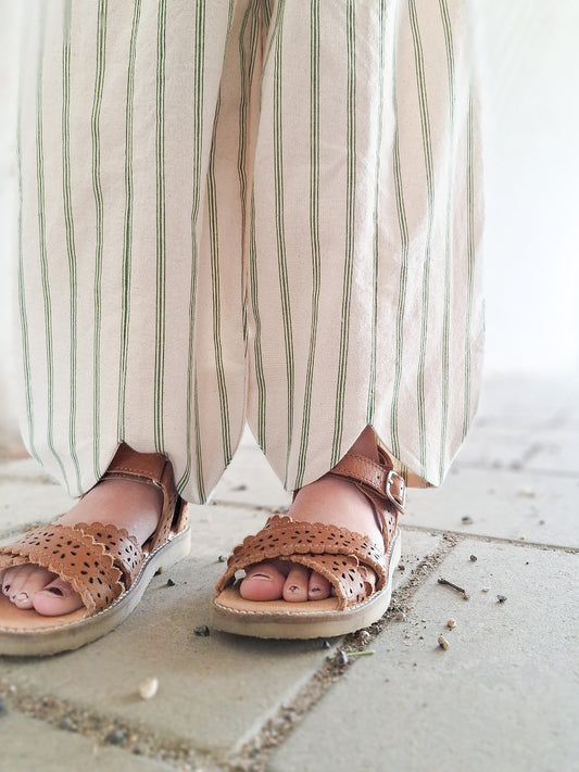 Tulip Pants Sewing Pattern